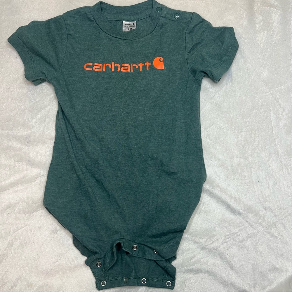 Carhartt baby shirt